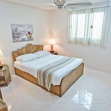 Butterfly Garden Boutique Residences A Luxury Oasis & Lifestyle Destination By Neang The Amenities You Want At An Affordable Price Ex Large 1-3 Bedroom Free Wifi Rain Shower Spa Bath Staff 24-7 Pattaya Exterior photo